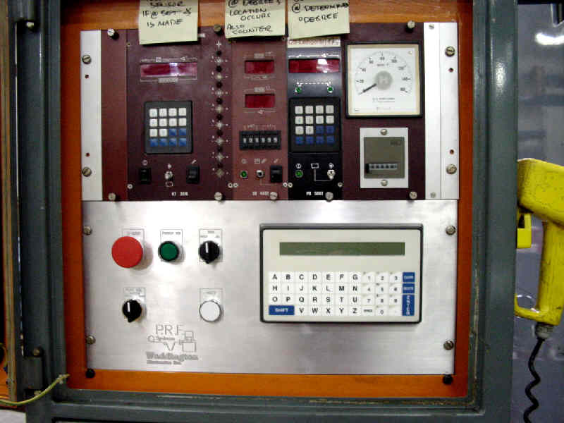 B1 Control panel.jpg (46821 bytes)